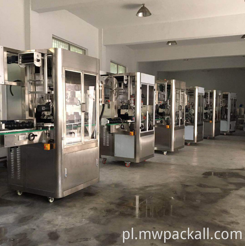 Szybkobieżna maszyna do etykietowania plastikowych kubków z automatycznym piciem wody do termokurczliwej maszyny do etykietowania rękawów